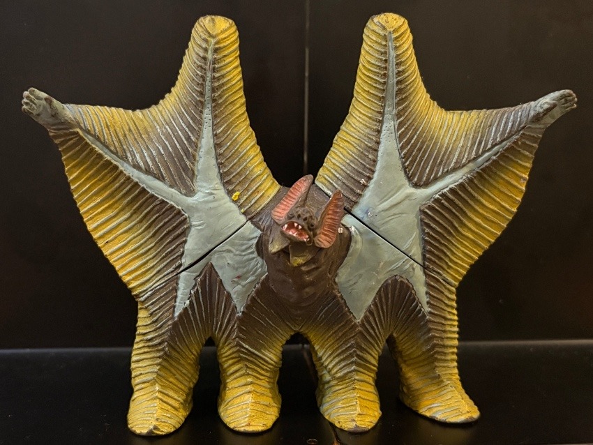 油獣 ペスター