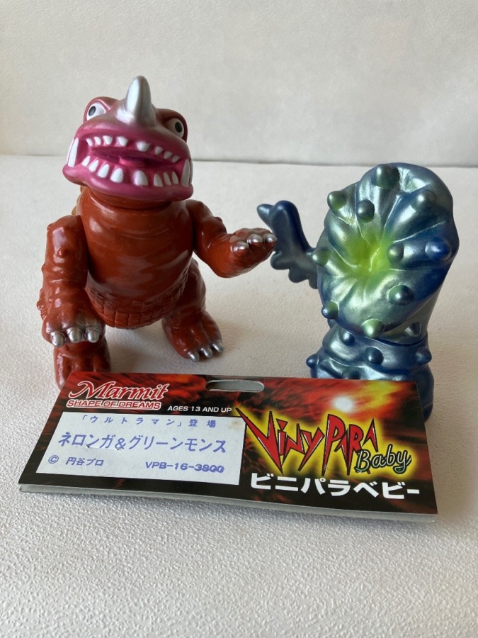 マーミット社製の「ネロンガ&グリーンモンス」ソフビフィギュアセット
