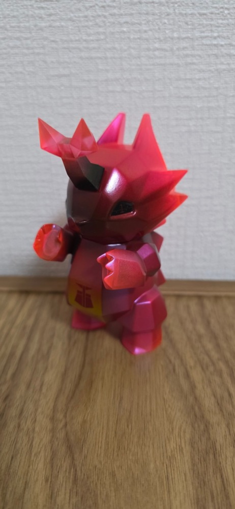 ドラポリゴン 兜形