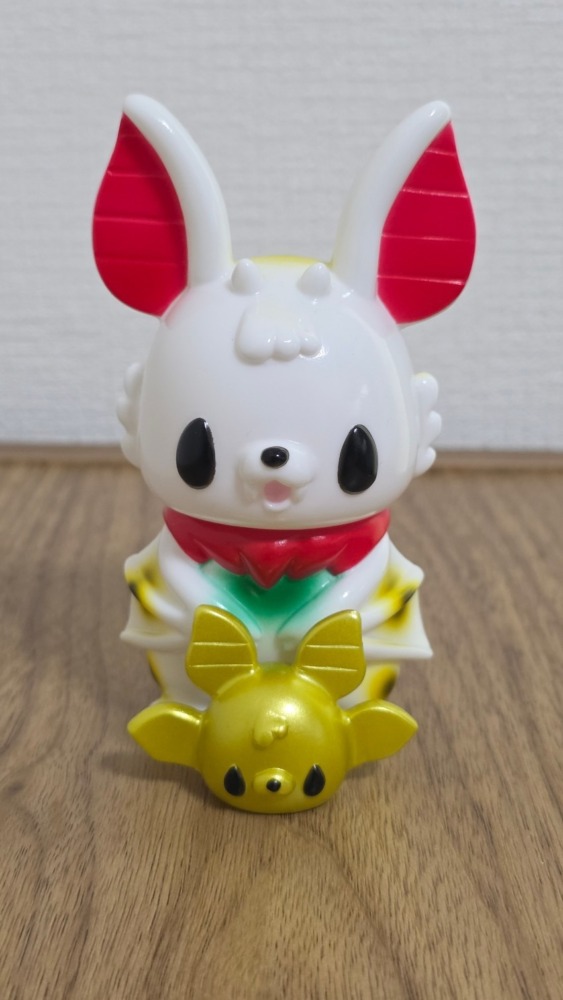 蝙蝠怪獣パタパタン 招き猫
