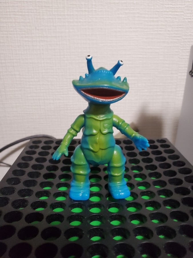 ブルマァク魂 カネゴン 青