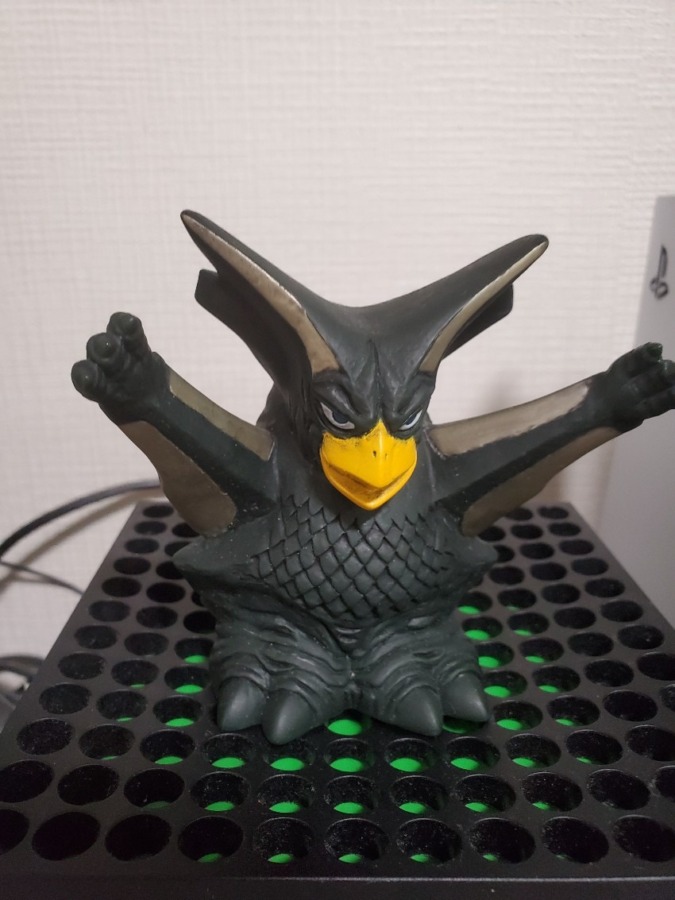 一番くじ貯金箱 ギエロン星獣
