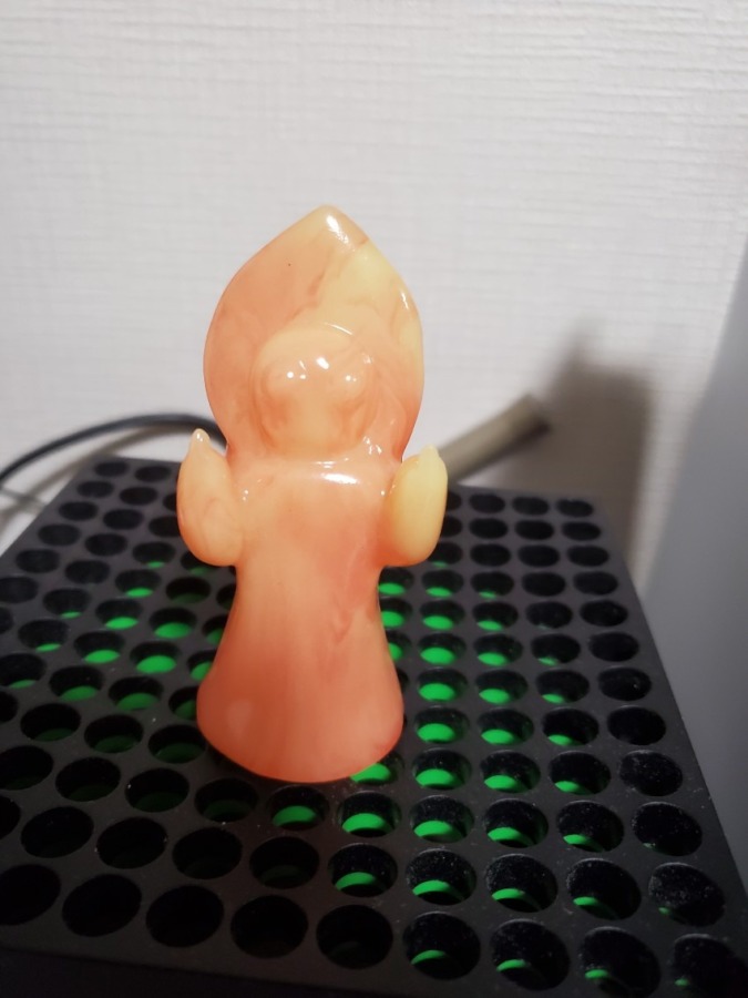 mixture toys3メートルの宇宙人 指人形 乳白オレンジ
