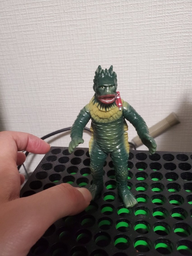 食玩ミニソフビ ラゴン