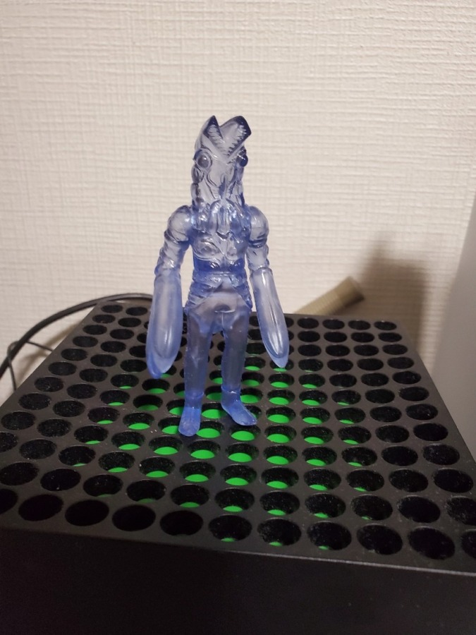 フィギュア王 付録 バルタン星人 クリアブルー