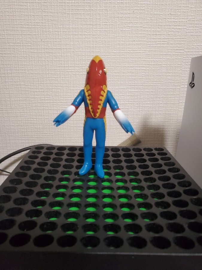 食玩ミニソフビ メトロン星人