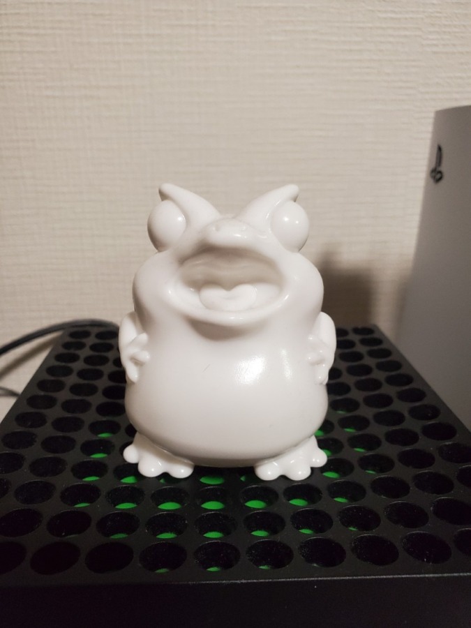 カエルーマ 白素体