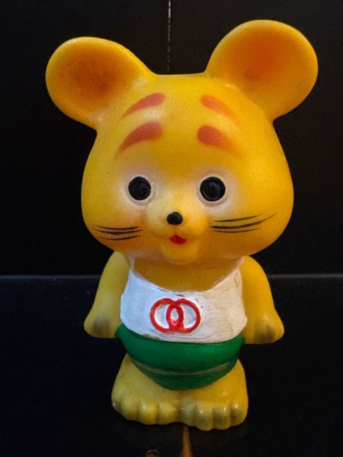 とらちゃんソフビ貯金箱