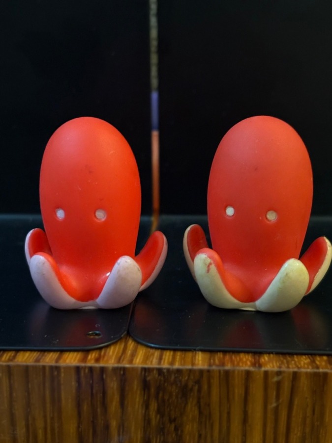 タコさんウインナ🐙　鳴き人形ソフビ