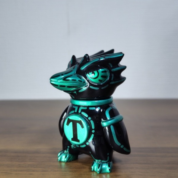 【レトロ】　ウルトラマン　バルタン星人　フィギュア　指人形　ソフビ バルタン星人」ジャンボ指人形 | ソフビマニア - 日本最大のソフビ検索