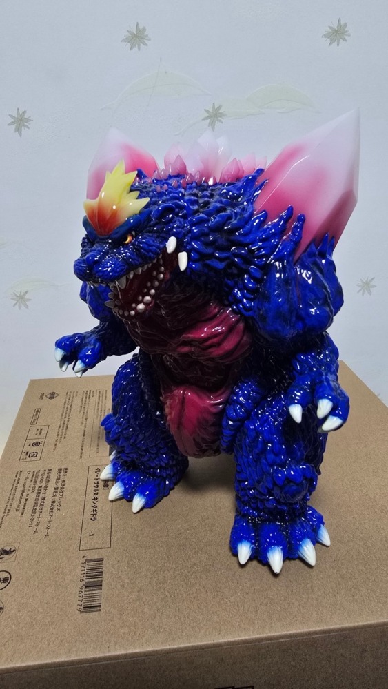 Momoco Studio スペースゴジラ
