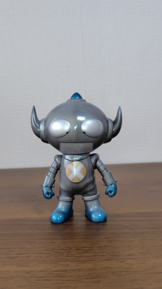 ゲッチャリマン　オーロラシャインスカイブルー（オーロラパール）