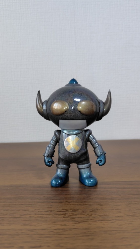 ゲッチャリマン　オーロラシャインスカイブルー（ノーマルパール）