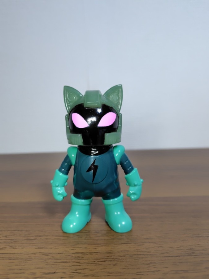 ゲッチャリマンゼノキャット(量産型サーモカラー)