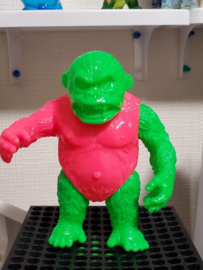 oneuptoy×ピコピコ ゴリべーくん 蛍光MIX素体