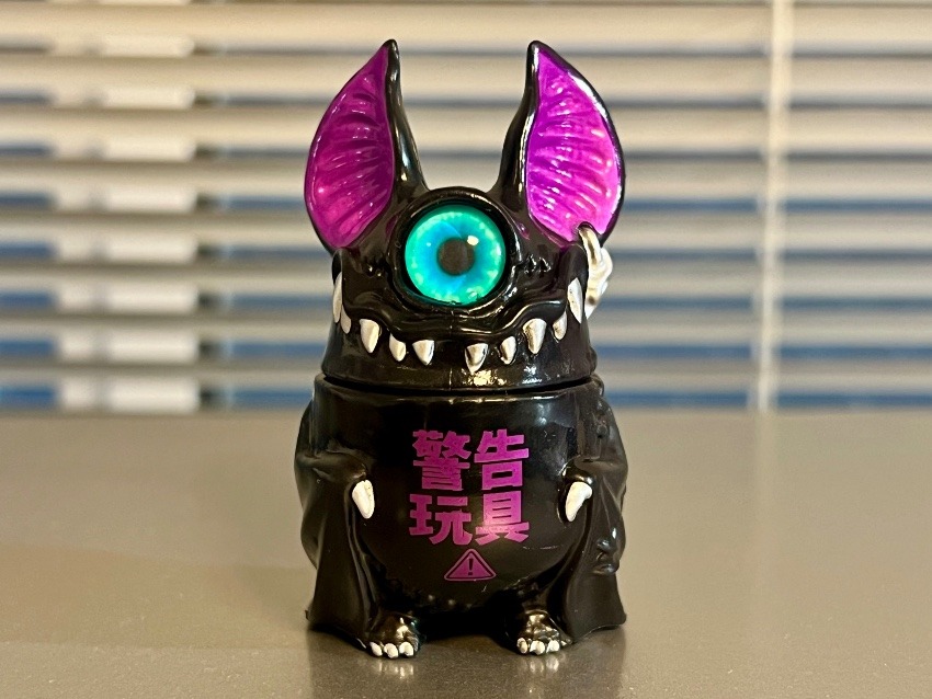 KAGEMARU DESIGNS／単眼コウモリ アイビー EYEBAT BEAST 【one up. 限定版 ver.3】